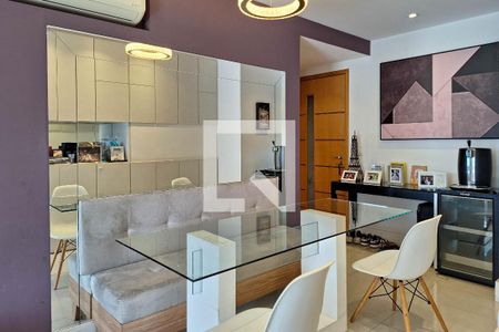 Sala de apartamento à venda com 2 quartos, 85m² em Icaraí, Niterói