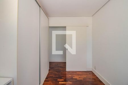 Quarto 1 de apartamento à venda com 2 quartos, 82m² em São João, Porto Alegre