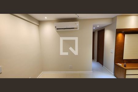 Sala de apartamento à venda com 2 quartos, 63m² em Engenho de Dentro, Rio de Janeiro