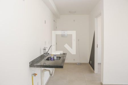 Sala e Cozinha de apartamento à venda com 2 quartos, 32m² em Barra Funda, São Paulo
