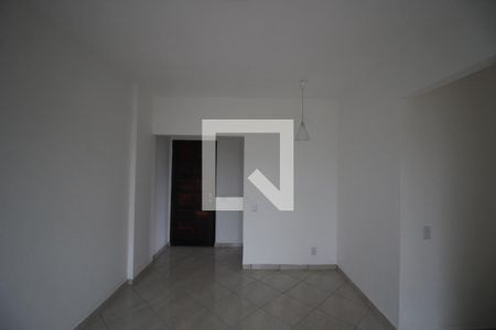 Sala de apartamento para alugar com 2 quartos, 70m² em Caonze, Nova Iguaçu