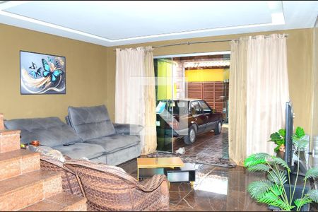 Casa para alugar com 3 quartos, 200m² em Tupi, Belo Horizonte