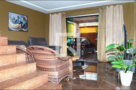 Casa para alugar com 3 quartos, 200m² em Tupi, Belo Horizonte