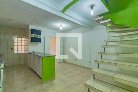 Casa para alugar com 3 quartos, 195m² em Vila Fachini, São Paulo