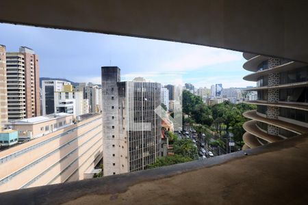 Vista da Sala de apartamento para alugar com 3 quartos, 147m² em Savassi, Belo Horizonte