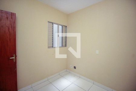 Quarto 1 de casa para alugar com 2 quartos, 60m² em Condomínio Maracanã, Santo André