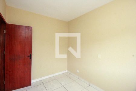 Quarto 2 de casa para alugar com 2 quartos, 60m² em Condomínio Maracanã, Santo André