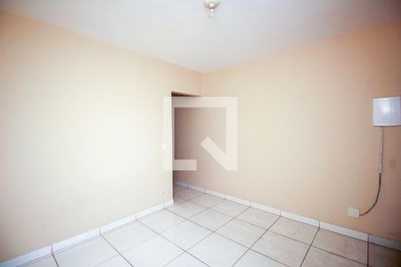 Sala de casa para alugar com 2 quartos, 60m² em Condomínio Maracanã, Santo André