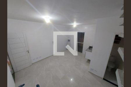 Sala/Cozinha de casa de condomínio para alugar com 2 quartos, 46m² em Chácara Rincão, Cotia