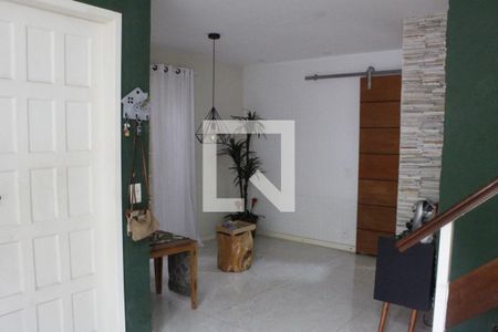 Sala de casa de condomínio à venda com 3 quartos, 96m² em Anil, Rio de Janeiro