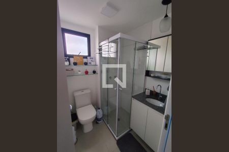 Banheiro de kitnet/studio à venda com 1 quarto, 27m² em Perdizes, São Paulo