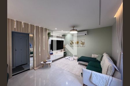 Sala de casa de condomínio à venda com 3 quartos, 217m² em Vargem Grande, Rio de Janeiro