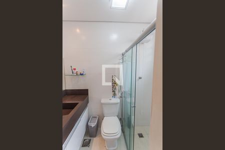 Banheiro da Suíte de apartamento para alugar com 3 quartos, 200m² em Fernão Dias, Belo Horizonte