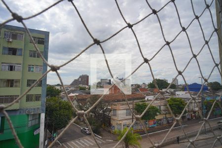 Sala_Vista  de apartamento à venda com 3 quartos, 90m² em Floresta, Porto Alegre