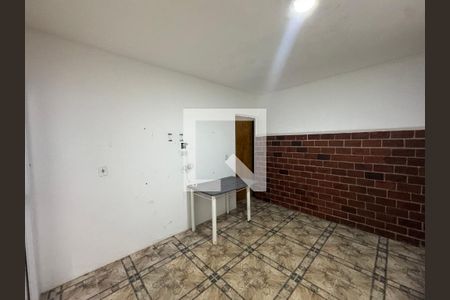 Sala de casa para alugar com 2 quartos, 180m² em Parque Santos Dumont, Guarulhos