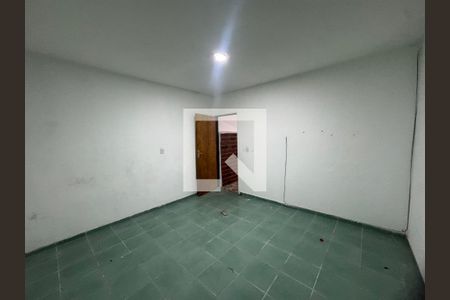 Quarto 1 de casa para alugar com 2 quartos, 180m² em Parque Santos Dumont, Guarulhos