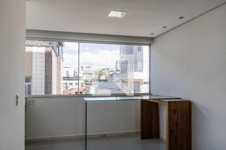 Sala de apartamento para alugar com 3 quartos, 105m² em Nova Suíça, Belo Horizonte