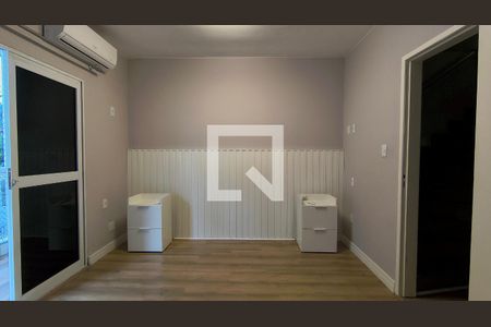 Suíte  de casa de condomínio para alugar com 3 quartos, 130m² em Recreio dos Bandeirantes, Rio de Janeiro