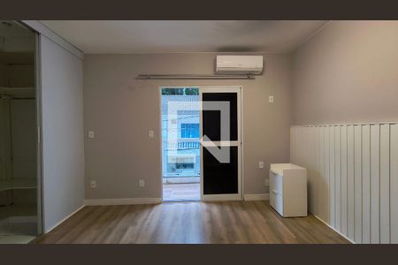 Suíte  de casa de condomínio para alugar com 3 quartos, 130m² em Recreio dos Bandeirantes, Rio de Janeiro