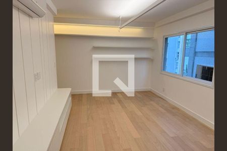 Apartamento à venda com 3 quartos, 215m² em Cerqueira César, São Paulo