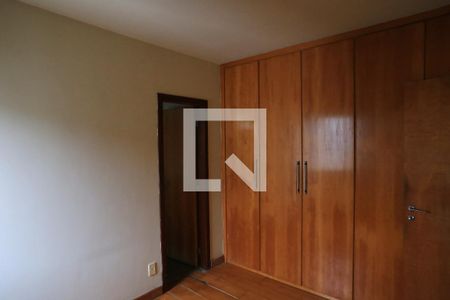 Quarto de apartamento para alugar com 1 quarto, 49m² em Funcionários, Belo Horizonte