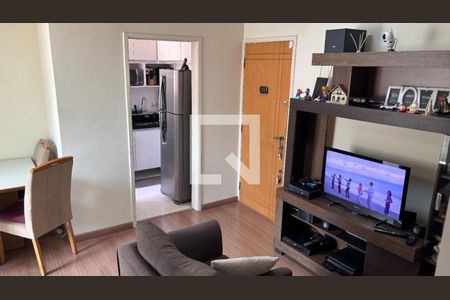 Apartamento à venda com 3 quartos, 61m² em Sagrada Família, Belo Horizonte