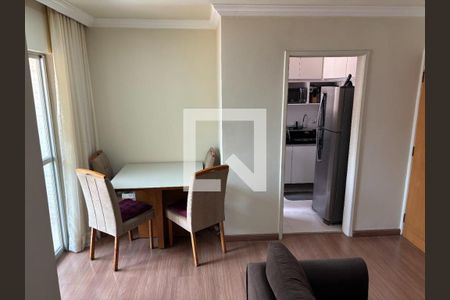 Apartamento à venda com 3 quartos, 61m² em Sagrada Família, Belo Horizonte