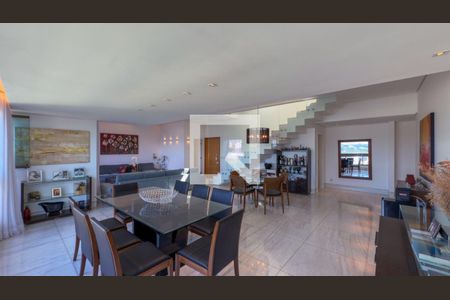 Apartamento à venda com 4 quartos, 404m² em Fernão Dias, Belo Horizonte