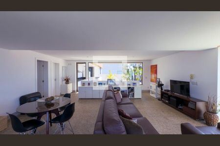 Apartamento à venda com 4 quartos, 404m² em Fernão Dias, Belo Horizonte