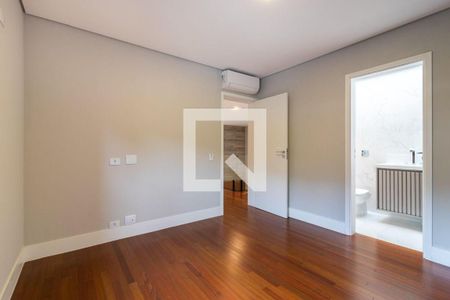 Casa à venda com 4 quartos, 488m² em Colinas da Anhanguera, Santana de Parnaíba