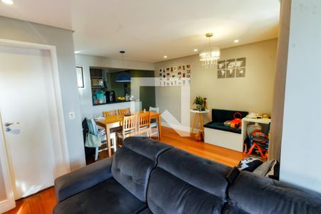 Sala de apartamento à venda com 2 quartos, 70m² em Jardim Maria Rosa, Taboão da Serra