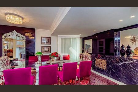 Sala de casa à venda com 3 quartos, 307m² em Menino Deus, Porto Alegre