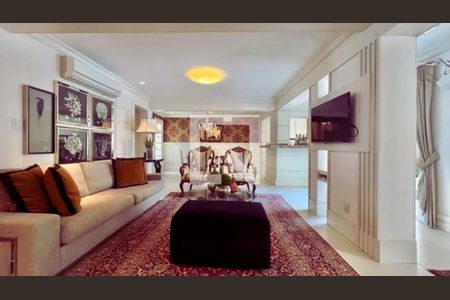 Sala de casa à venda com 3 quartos, 307m² em Menino Deus, Porto Alegre