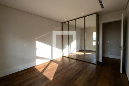 Apartamento à venda com 4 quartos, 274m² em Vila Olímpia, São Paulo