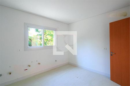 Casa à venda com 4 quartos, 328m² em Jardim Petropolis, São Paulo