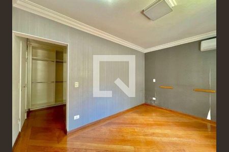 Casa à venda com 4 quartos, 458m² em Alphaville, Santana de Parnaíba