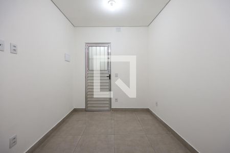 Sala de casa para alugar com 1 quarto, 39m² em Parque Pinheiros, Taboão da Serra