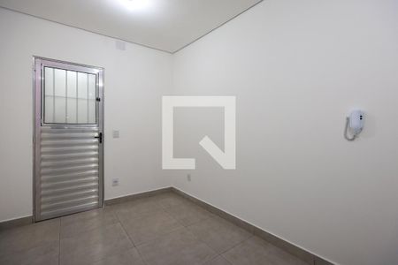 Sala de casa para alugar com 1 quarto, 39m² em Parque Pinheiros, Taboão da Serra