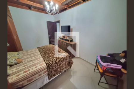 Casa à venda com 4 quartos, 224m² em Parque Imperial, São Paulo