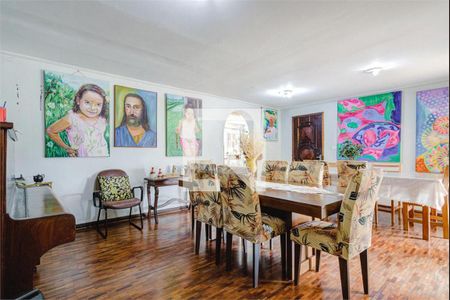 Casa à venda com 3 quartos, 415m² em Santo Amaro, São Paulo