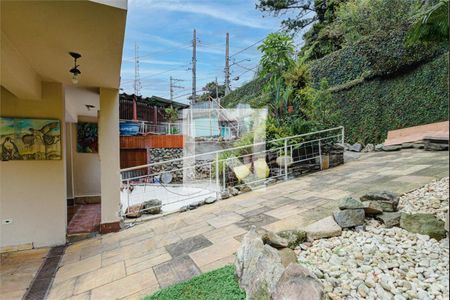 Casa à venda com 3 quartos, 415m² em Santo Amaro, São Paulo