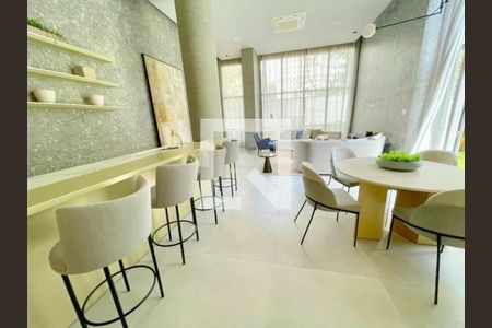 Apartamento à venda com 2 quartos, 158m² em Vila Nova Conceição, São Paulo