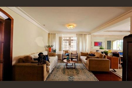 Casa à venda com 4 quartos, 230m² em Planalto Paulista, São Paulo