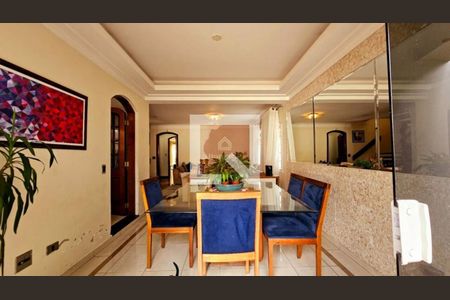 Casa à venda com 4 quartos, 230m² em Planalto Paulista, São Paulo