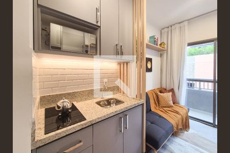 Cozinha de apartamento para alugar com 1 quarto, 25m² em Vila Nova Conceição, São Paulo