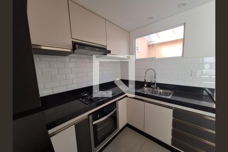 Casa de Condomínio para alugar com 2 quartos, 65m² em Vila Urupes, Suzano