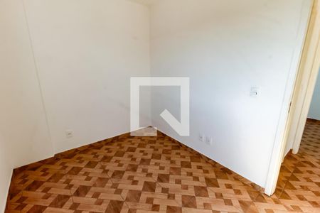 Quarto 1 de apartamento para alugar com 2 quartos, 43m² em Jardim Record, Taboão da Serra