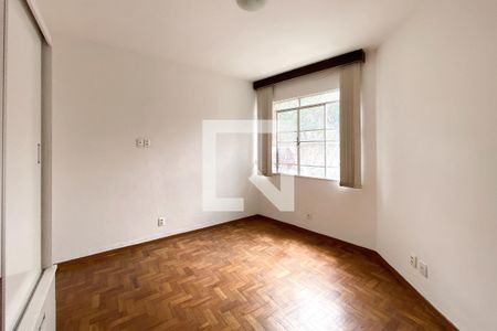 Quarto 1 de apartamento para alugar com 3 quartos, 96m² em Alto Barroca, Belo Horizonte