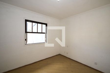 Quarto 1 de casa para alugar com 2 quartos, 70m² em Jardim Bom Tempo, Taboão da Serra