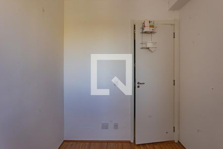 Quarto 1 de apartamento para alugar com 2 quartos, 34m² em Parque Fongaro, São Paulo